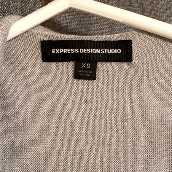 Express Flowing & Flattering Cardigan - Picture 3 of 3